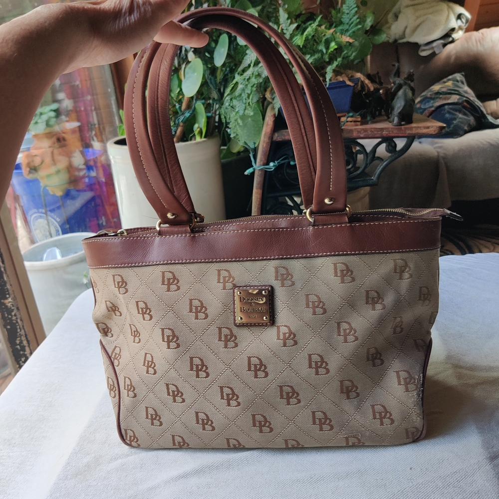 Dooney & Bourke Logo Monogram DB Brown Tote Shoulder Bag Vintage WORN